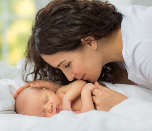 ילדת כך תשמרי על הזכויות הפנסיוניות שלך 900777